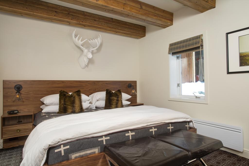 Hotel Durant Aspen Room photo
